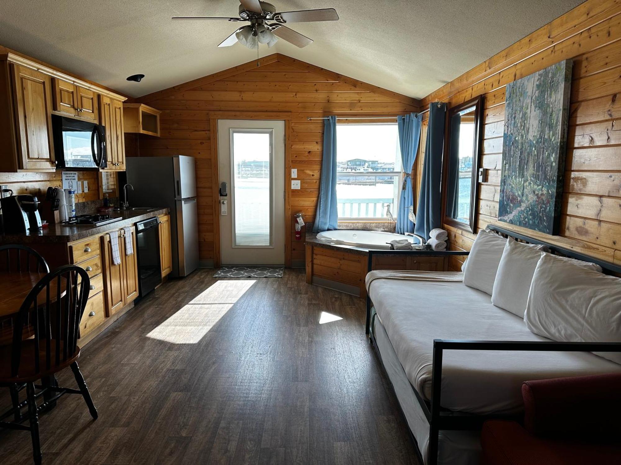 Westport Marina Cottages Ruang foto